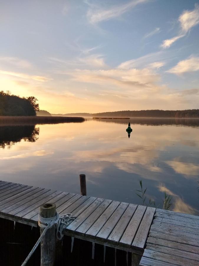 Zwei Seen Ferienhaus Canow Esterno foto